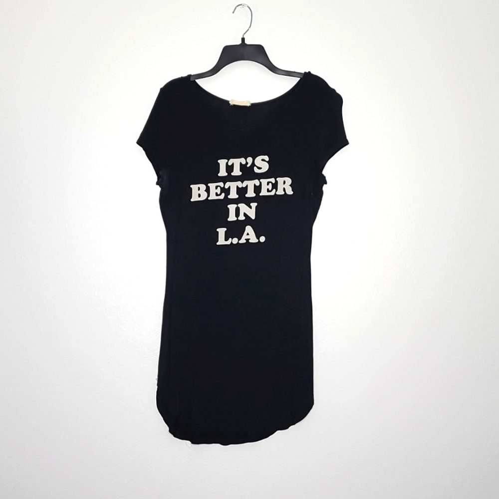 Its better in LA black t-shirt dress 🔥 5/$25 Bundle Sale 🔥